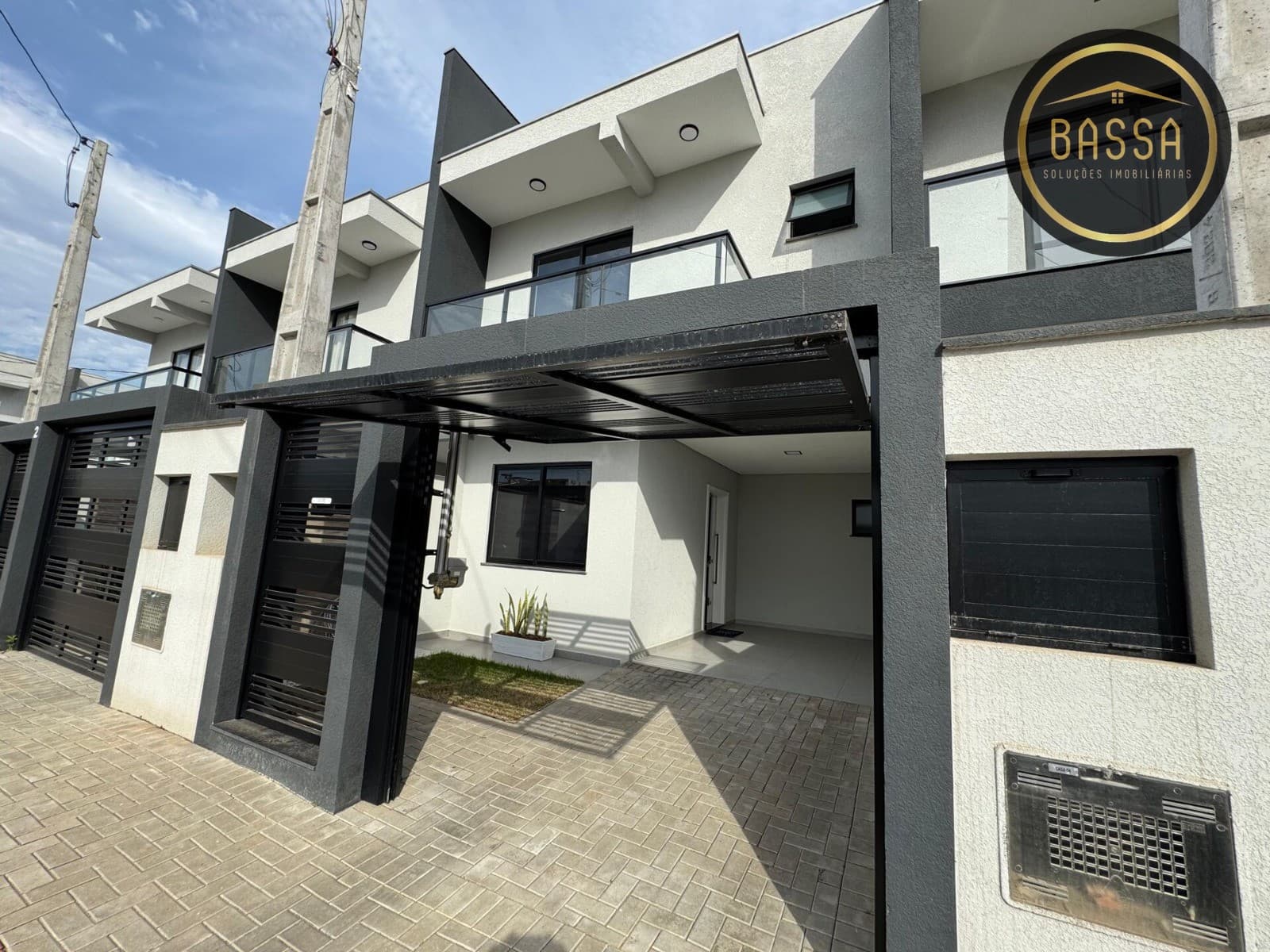 Sobrado Geminado Semi Mobiliado, a 800m da Praia em Balneário Piçarras SC. - Casa Sobrado para venda, 88m², com 2 dormitórios - Itacolomi, Balneário Piçarras